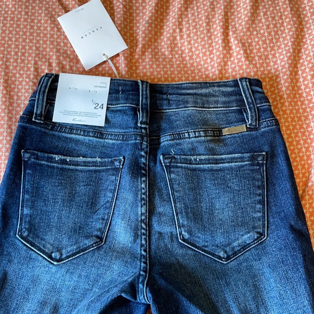 Jeans - Picture 2 of 6